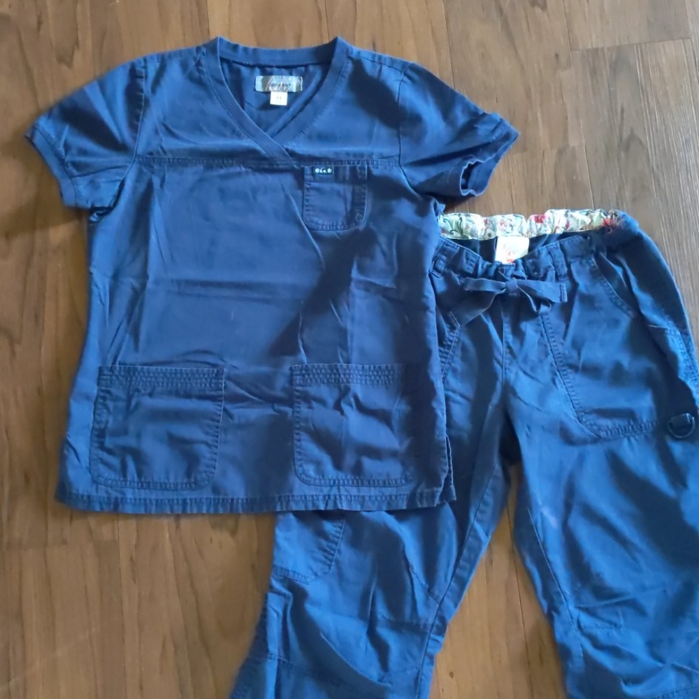 Koi Navy Blue scrub set